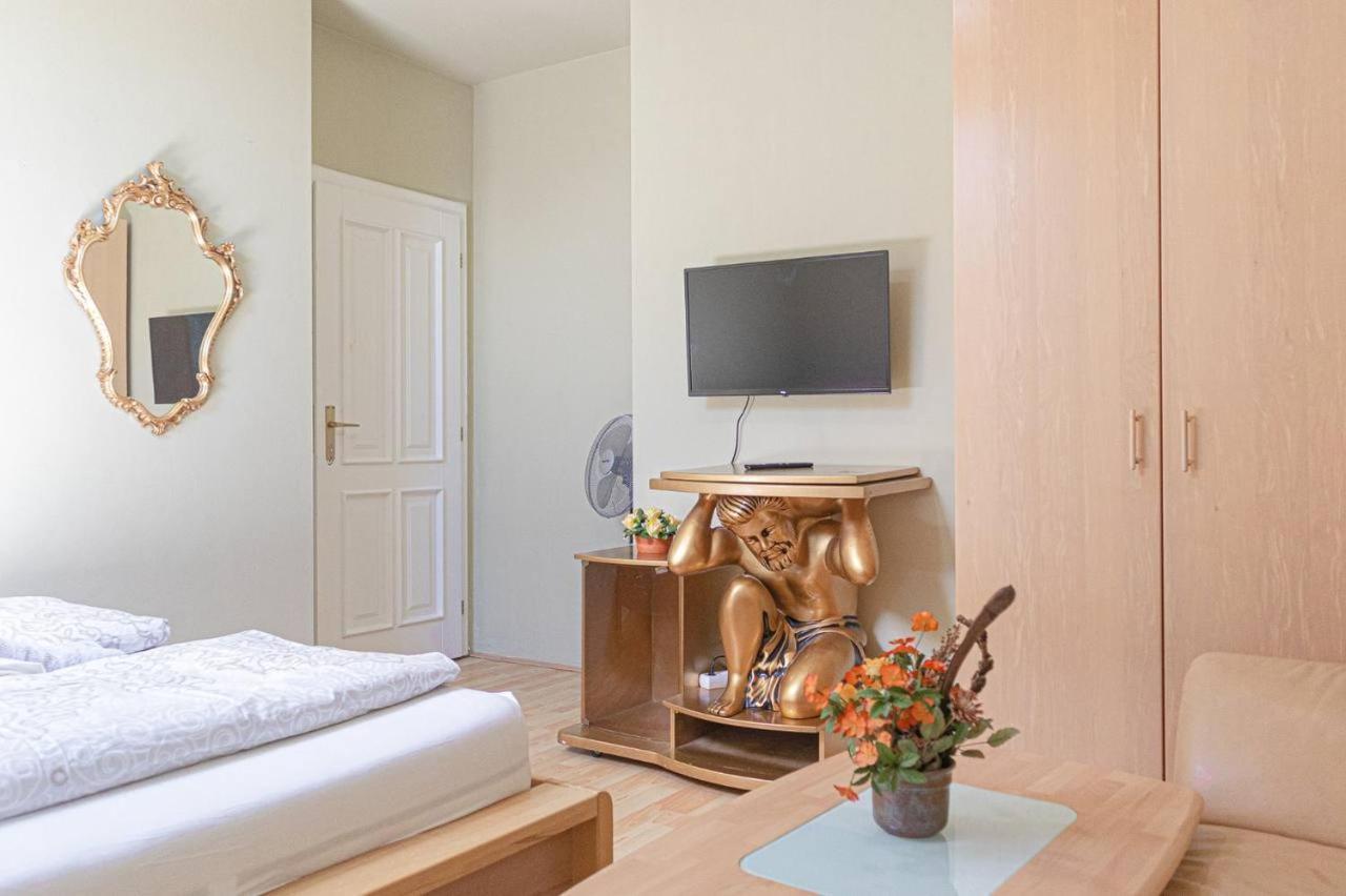 Comfortable Rooms In A Beautiful House Gd Wien Eksteriør bilde